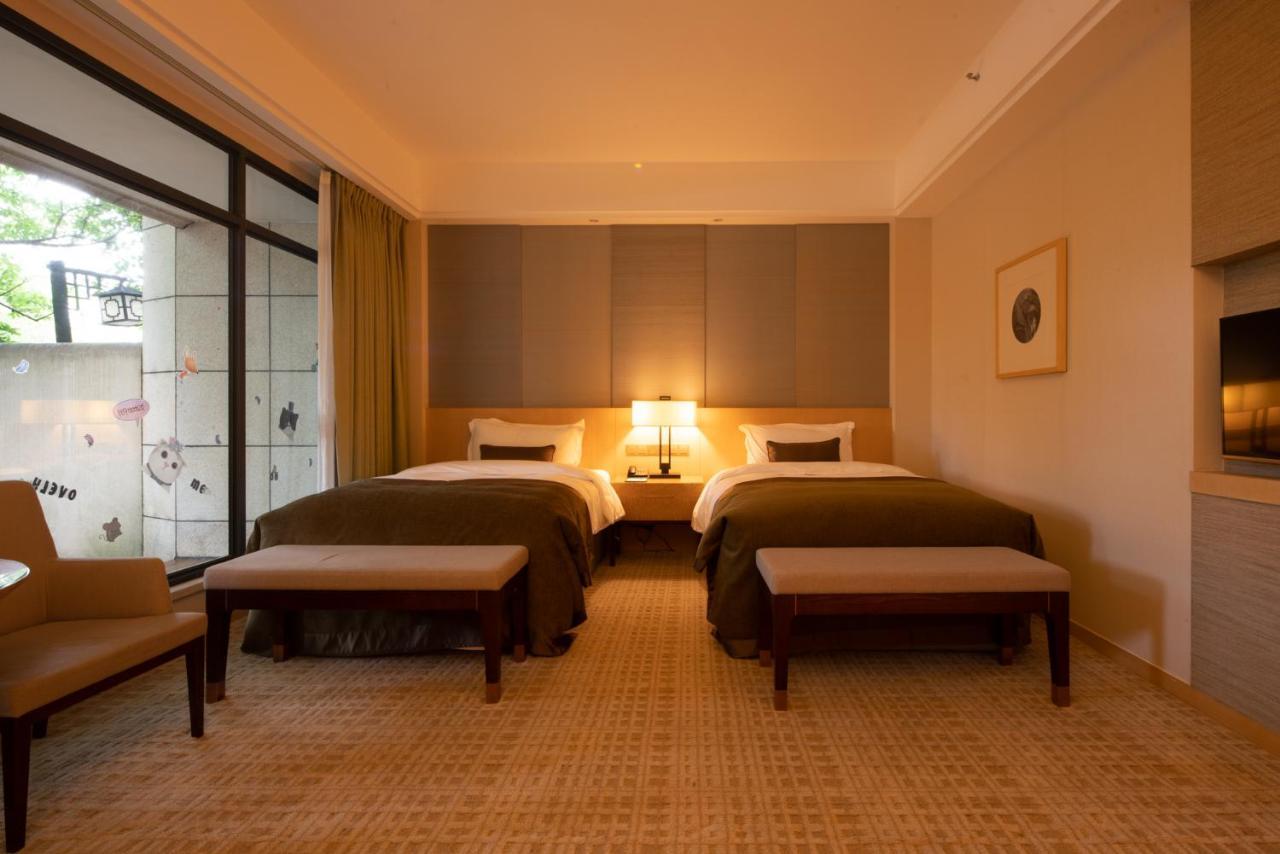 Intercontinental Heilong Lake, An Ihg Hotel Meishan  Zewnętrze zdjęcie