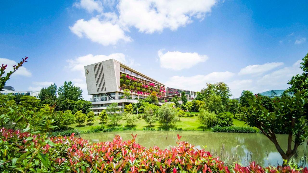 Intercontinental Heilong Lake, An Ihg Hotel Meishan  Zewnętrze zdjęcie