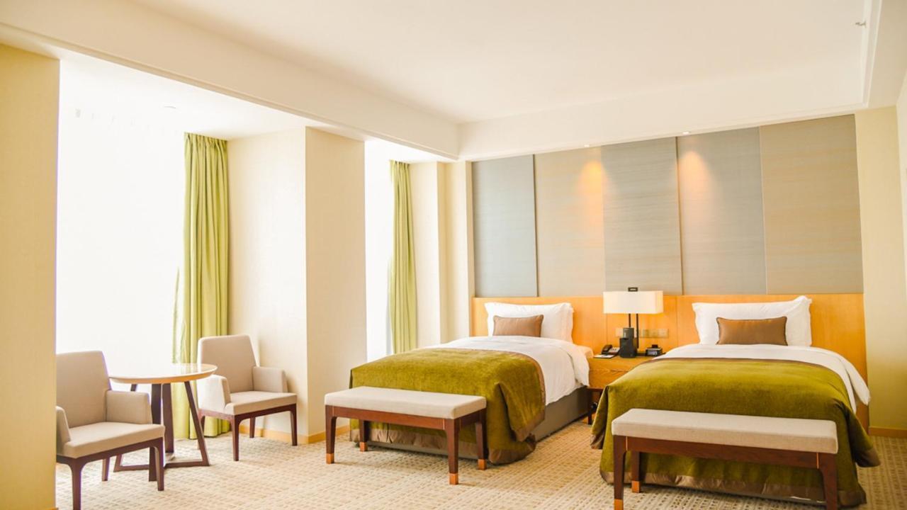 Intercontinental Heilong Lake, An Ihg Hotel Meishan  Zewnętrze zdjęcie