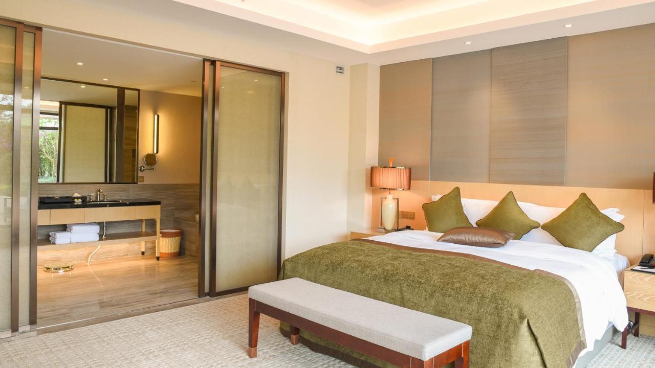 Intercontinental Heilong Lake, An Ihg Hotel Meishan  Zewnętrze zdjęcie