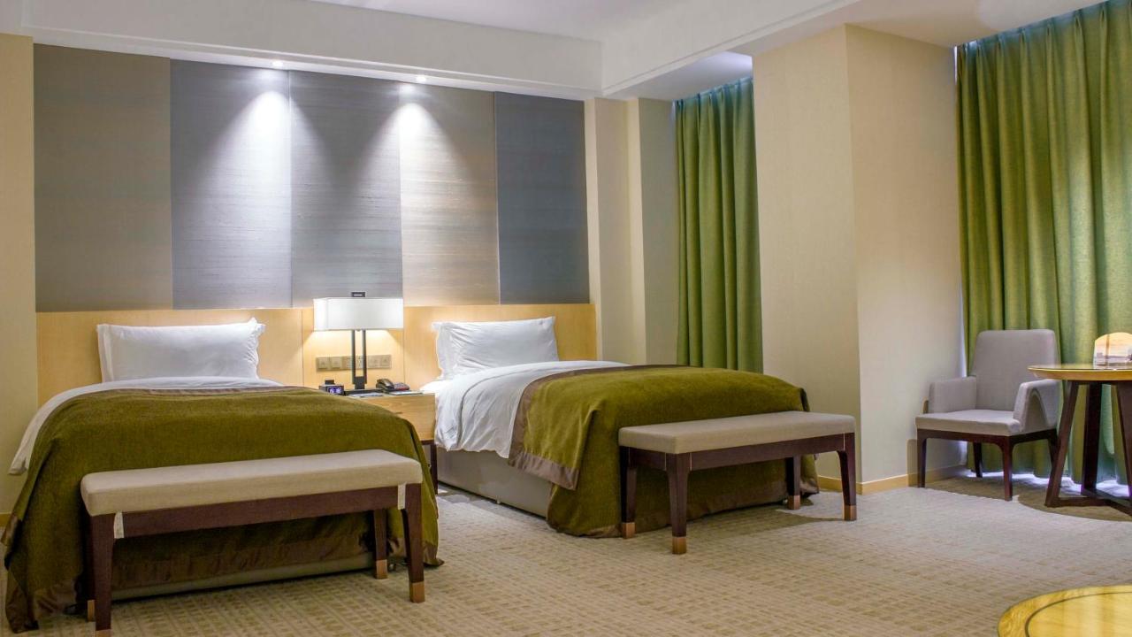 Intercontinental Heilong Lake, An Ihg Hotel Meishan  Zewnętrze zdjęcie