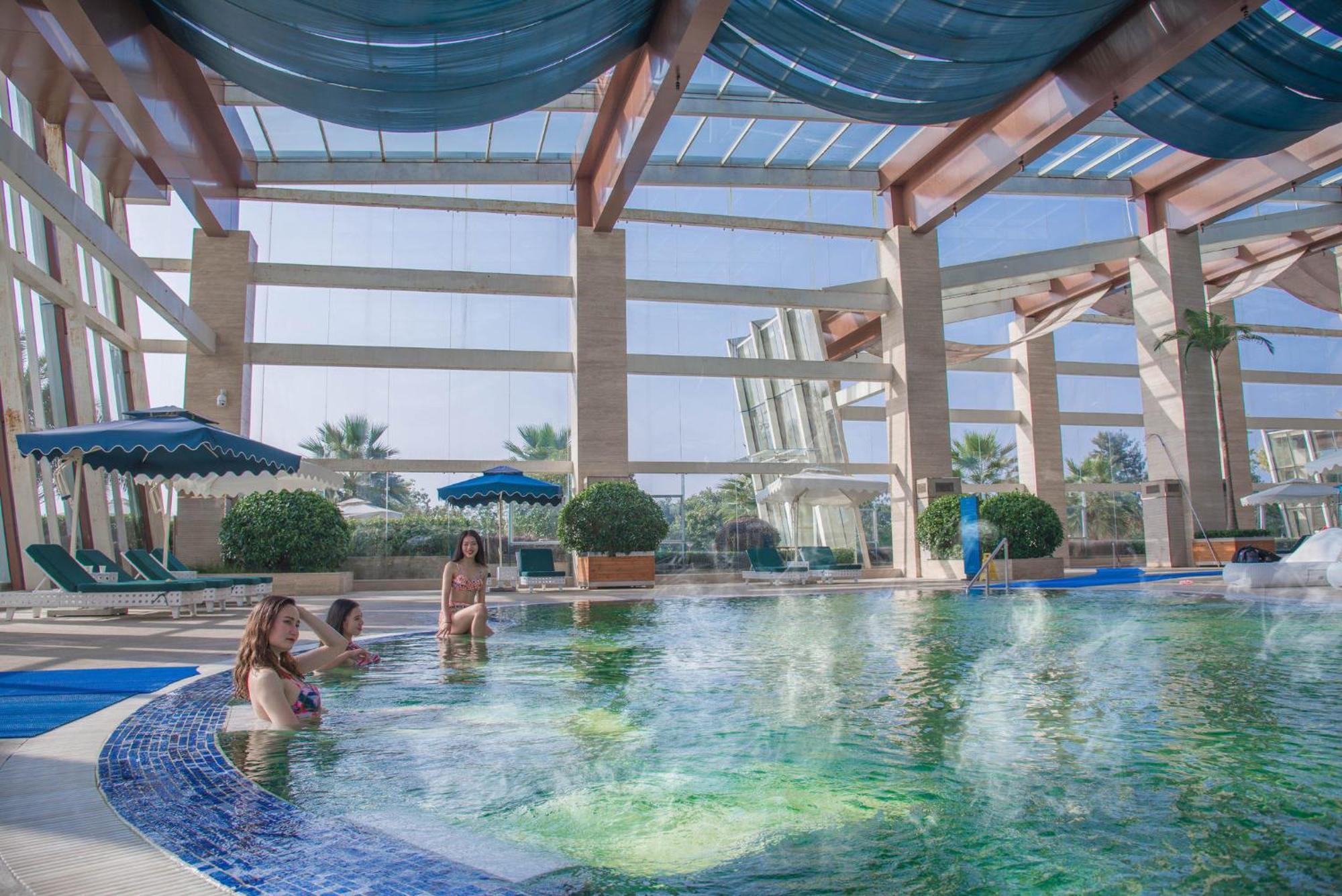Intercontinental Heilong Lake, An Ihg Hotel Meishan  Zewnętrze zdjęcie