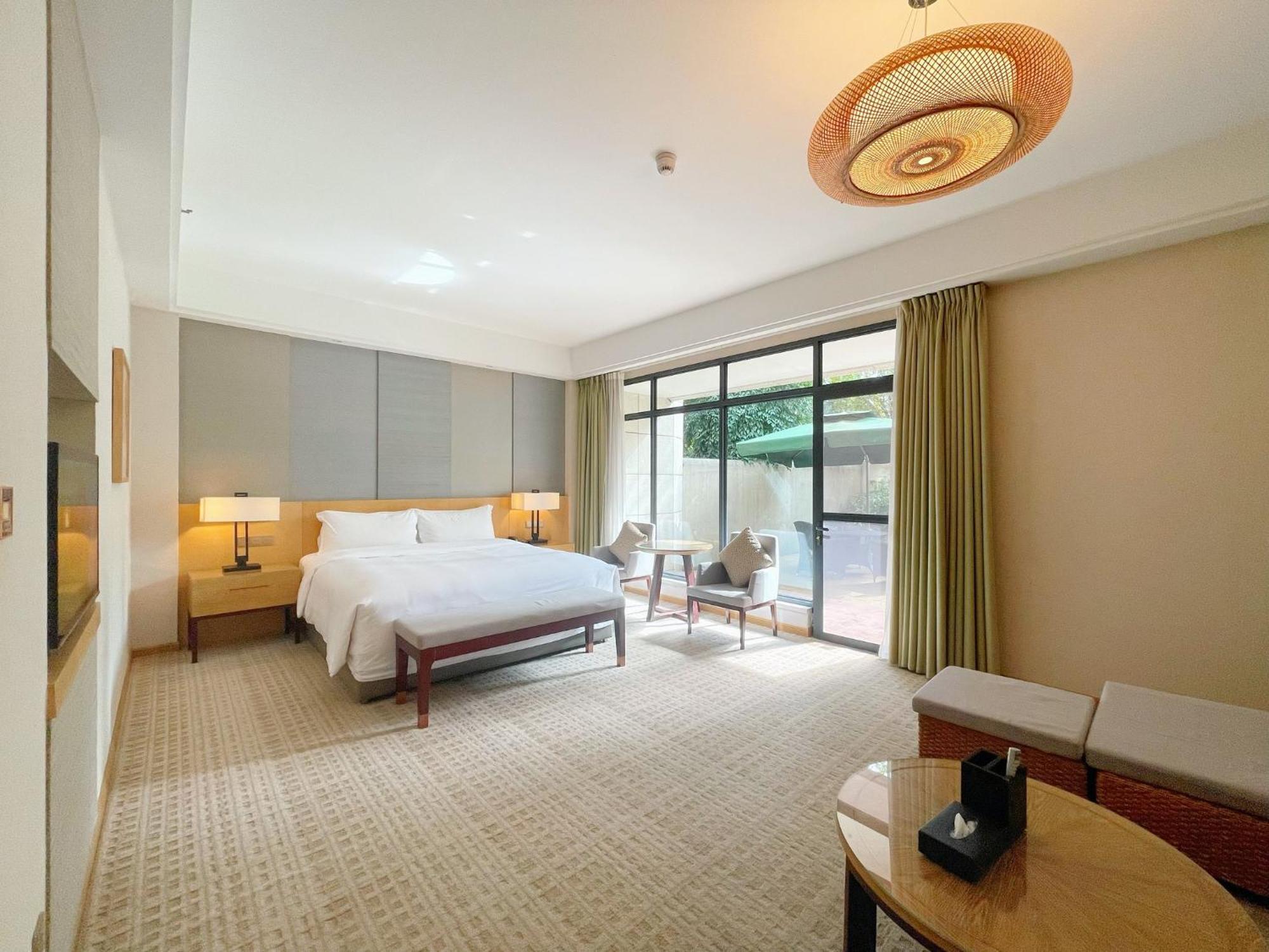 Intercontinental Heilong Lake, An Ihg Hotel Meishan  Zewnętrze zdjęcie